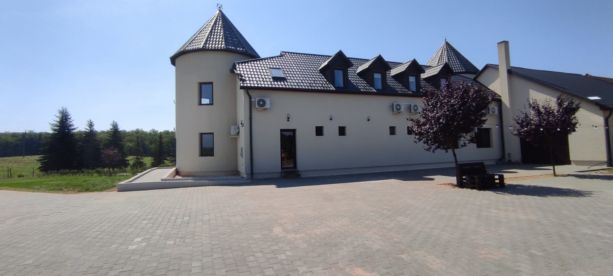 4e6931c8-2d72-4e27-87c4-5997f152d5bc